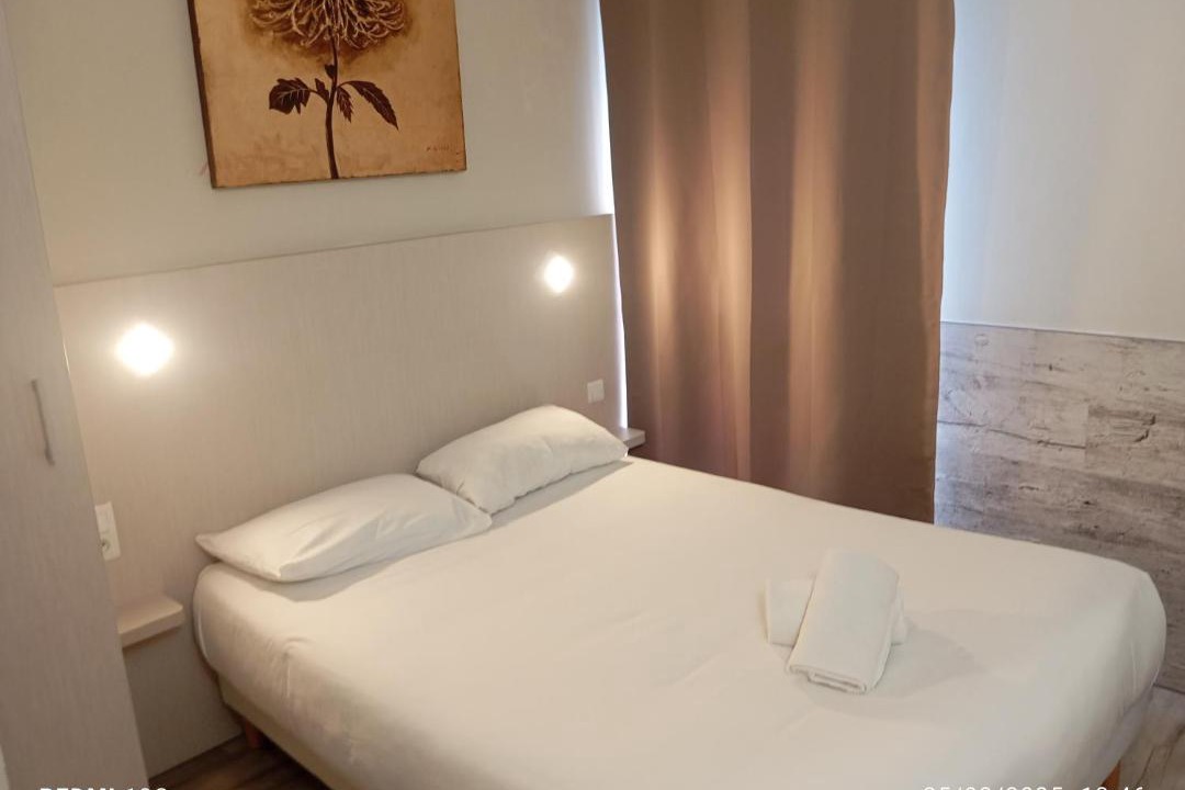 Photo of Bedroom in Saint Tronquet Business Park