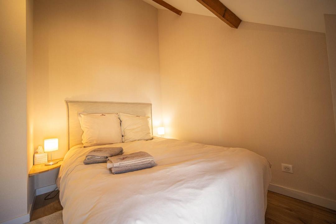 Photo of Bedroom in Morey-Saint-Denis
