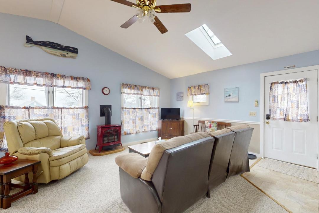 Photo of Others in Chamberlain