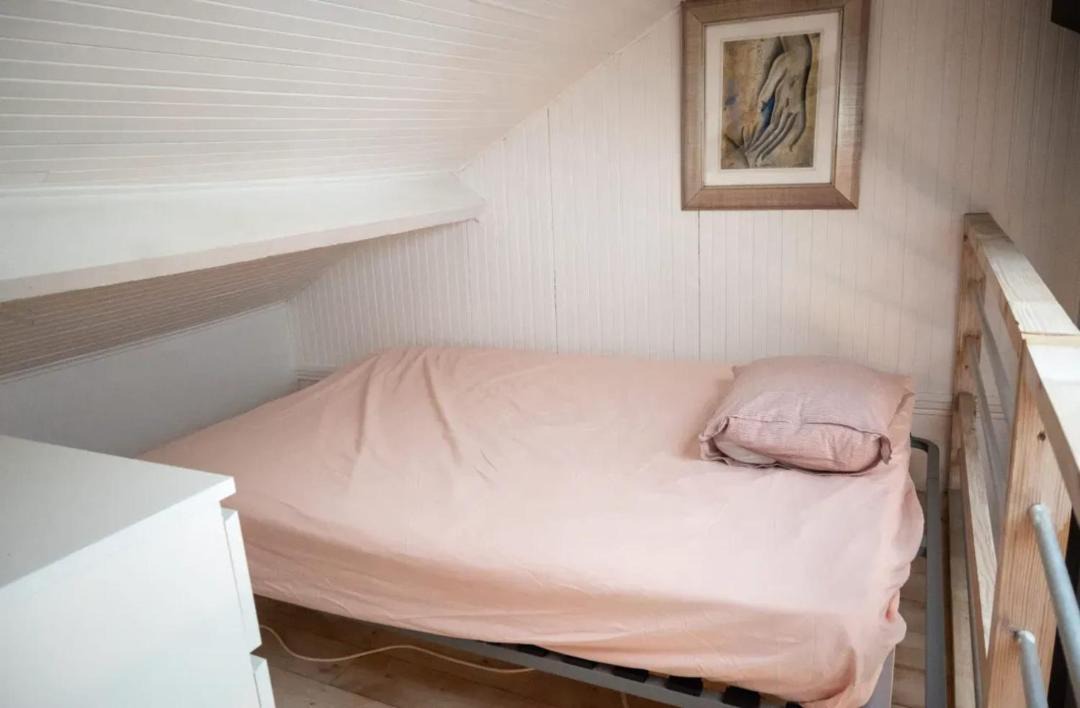 Photo of Bedroom in Saint-Michel-en-l'Herm