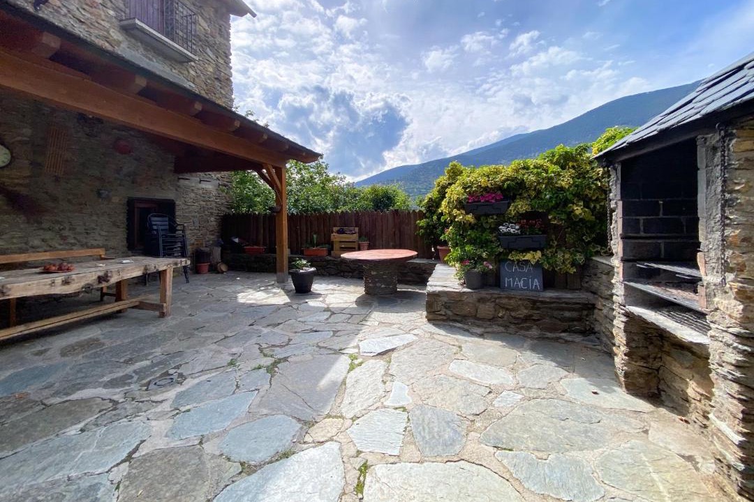 Photo of Others in Rialp
