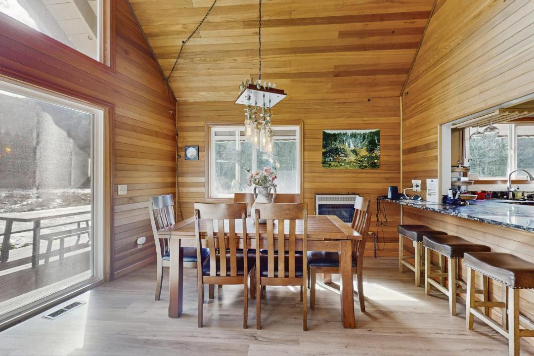 Photo of Others in Gold Bar