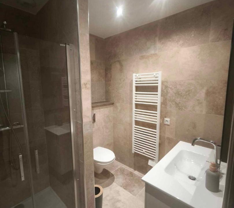 Photo of Bathroom in Mela