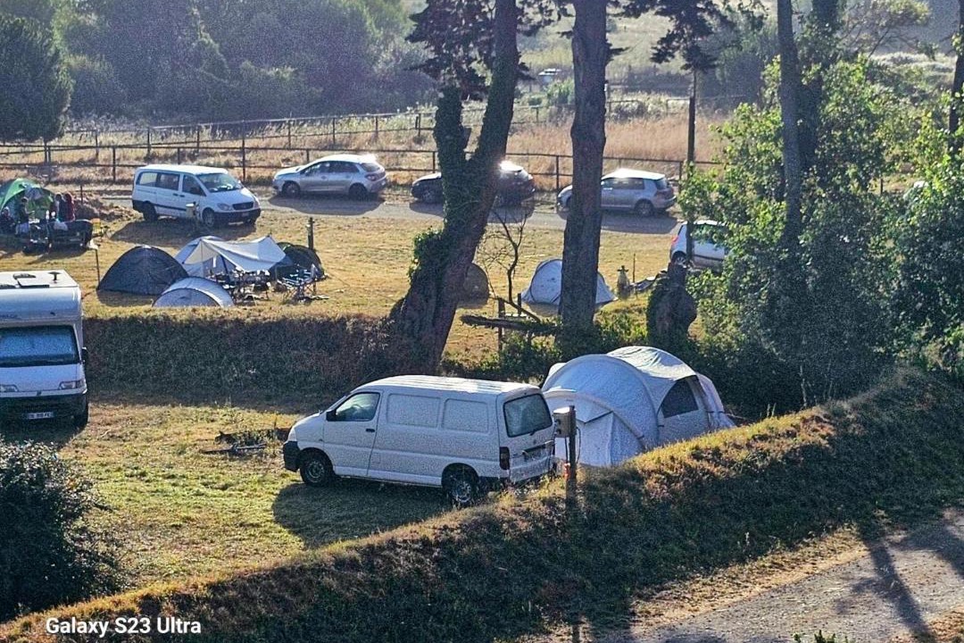 Photo of Others in Hillion