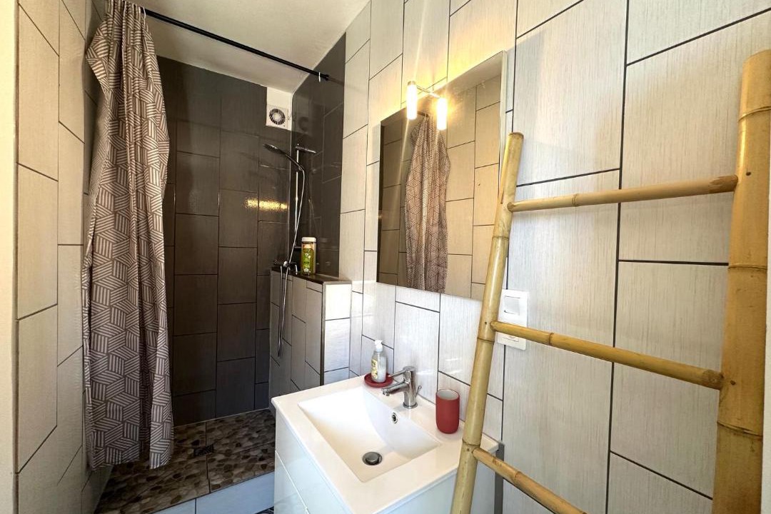 Photo of Bathroom in Polignac
