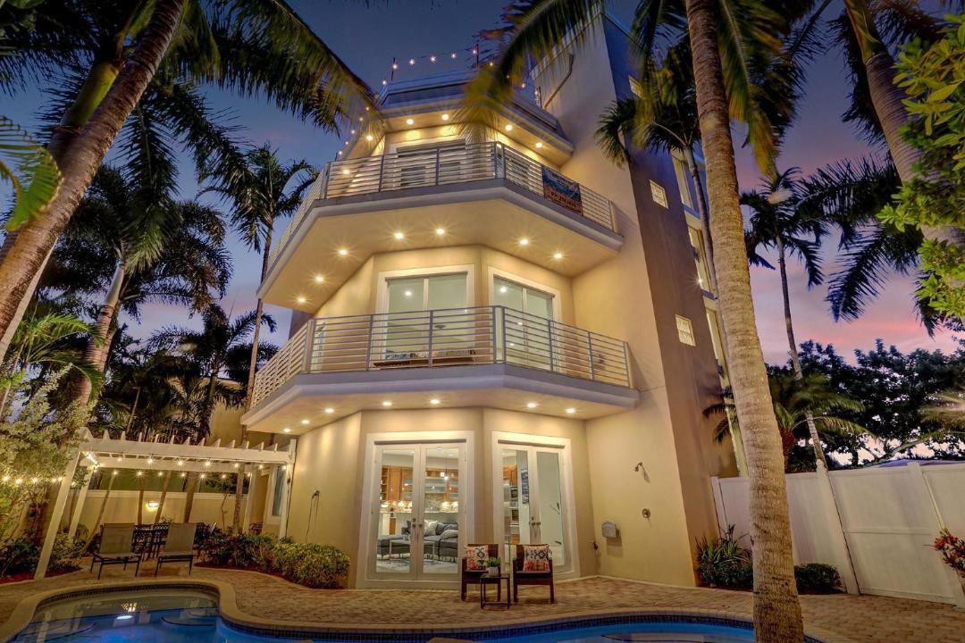 Photo of Patio Balcony in Pompano Beach