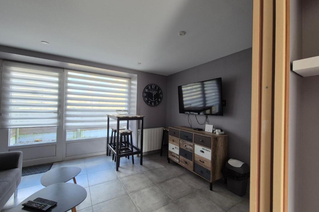 Photo of Others in Vasteville