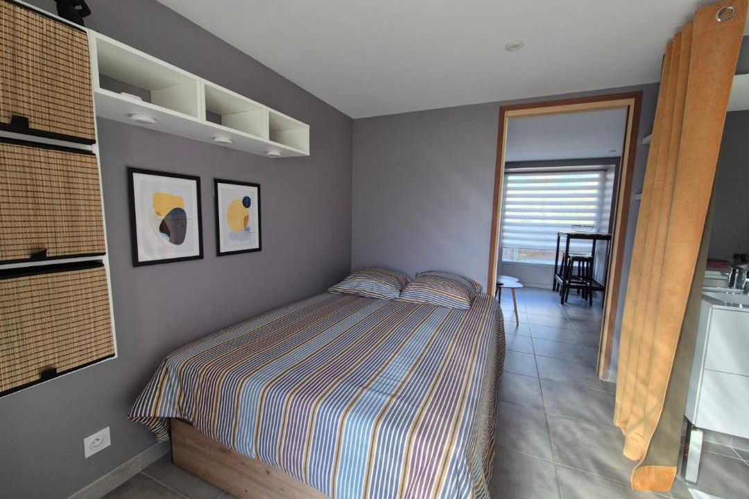 Photo of Others in Vasteville