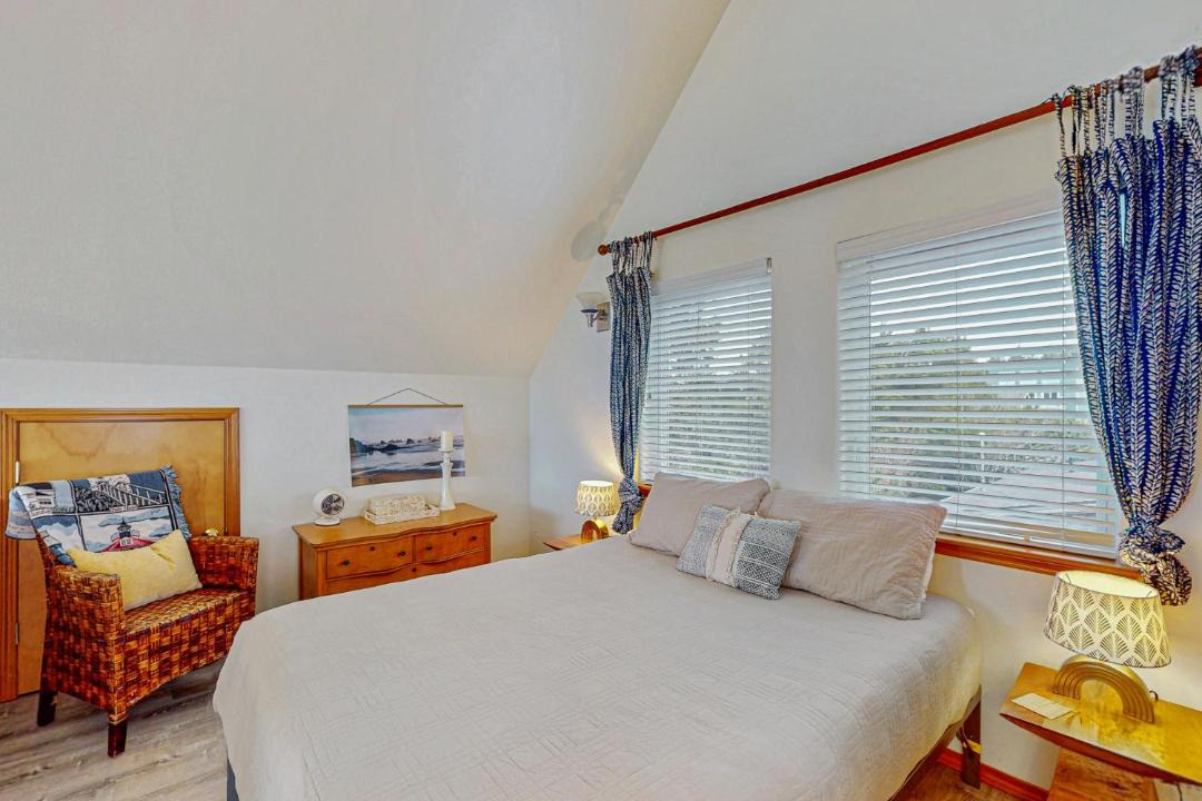 Photo of Bedroom in Pacific Beach