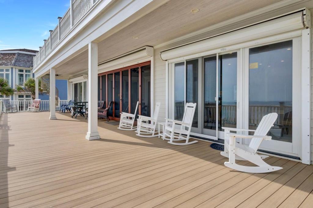 Photo of Patio Balcony in Beachwood East