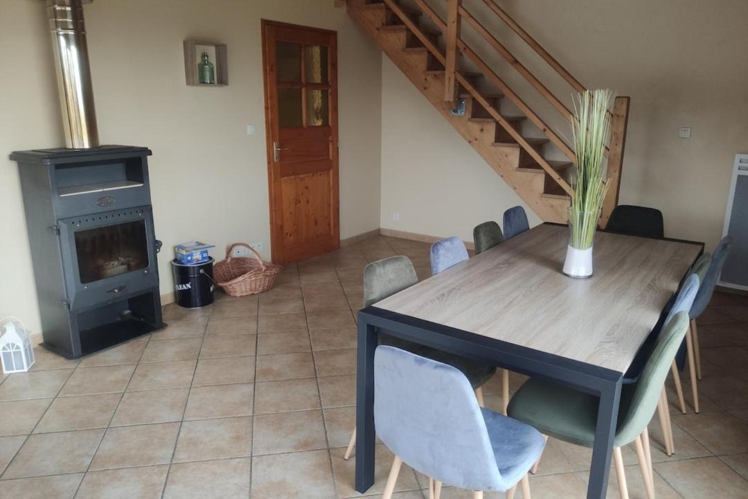 Photo of Others in Fons