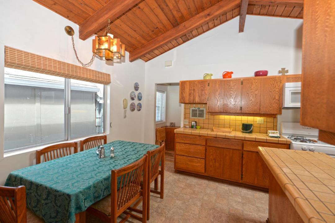 Photo of Kitchen in Avalon