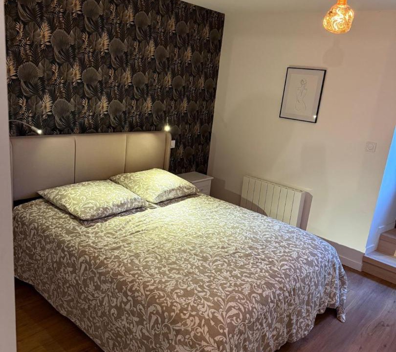 Photo of Bedroom in Saint-Laurent-sur-Gorre