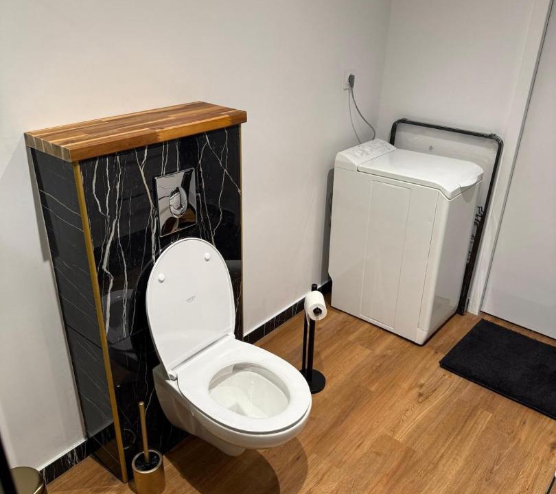 Photo of Bathroom in Saint-Laurent-sur-Gorre