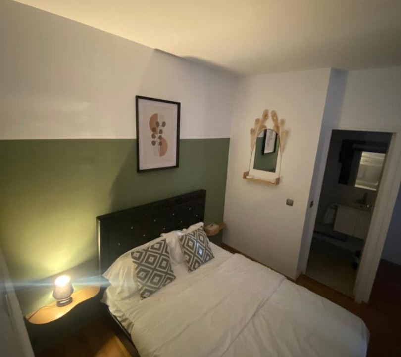 Photo of Bedroom in Pontorson