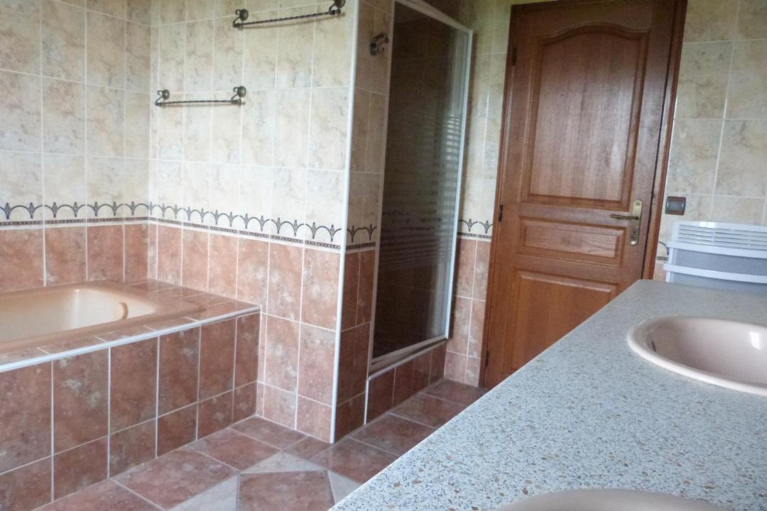 Photo of Bathroom in Came