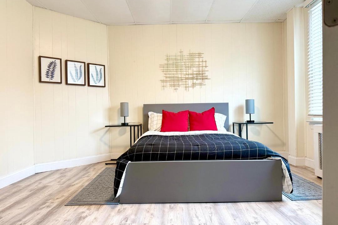 Photo of Bedroom in Getty Square