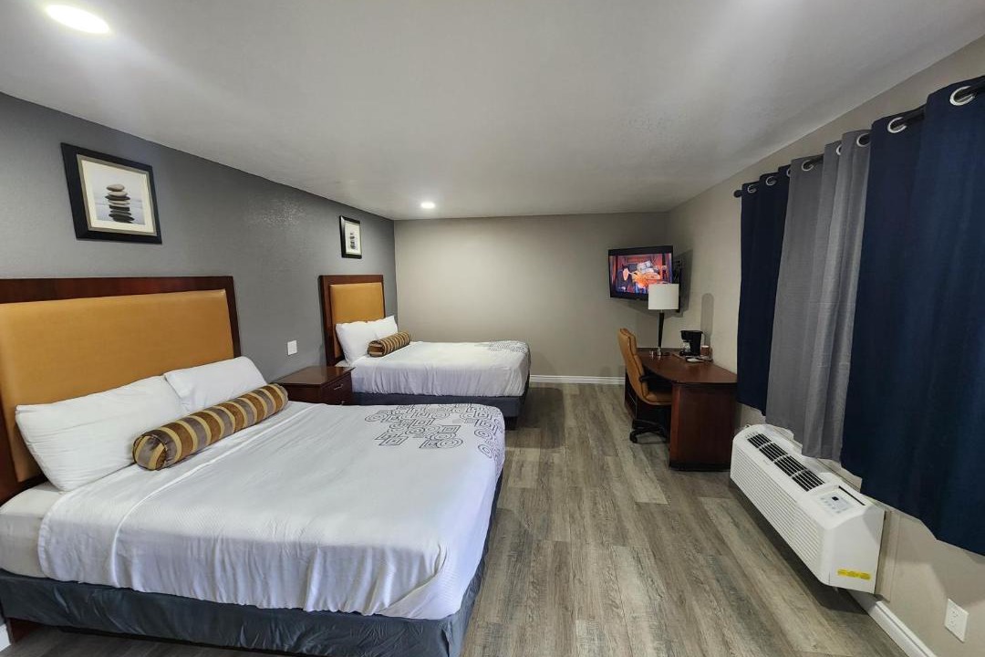 Photo of Bedroom in Barstow