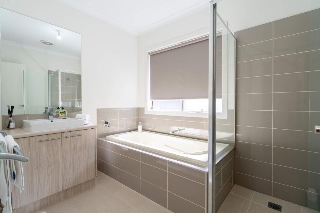 Photo of Others in Doreen