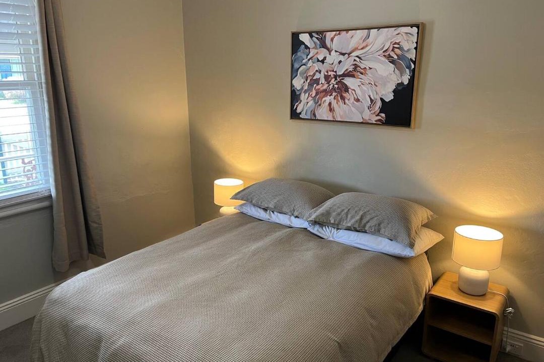 Photo of Bedroom in Orange East