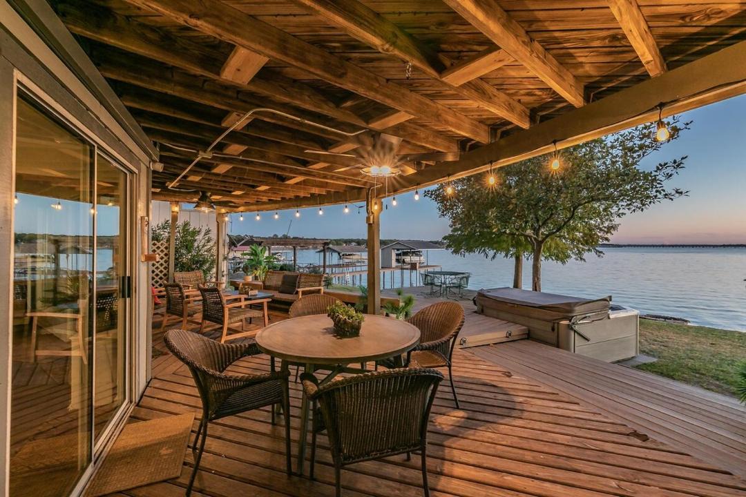 Photo of Patio Balcony in Gun Barrel City