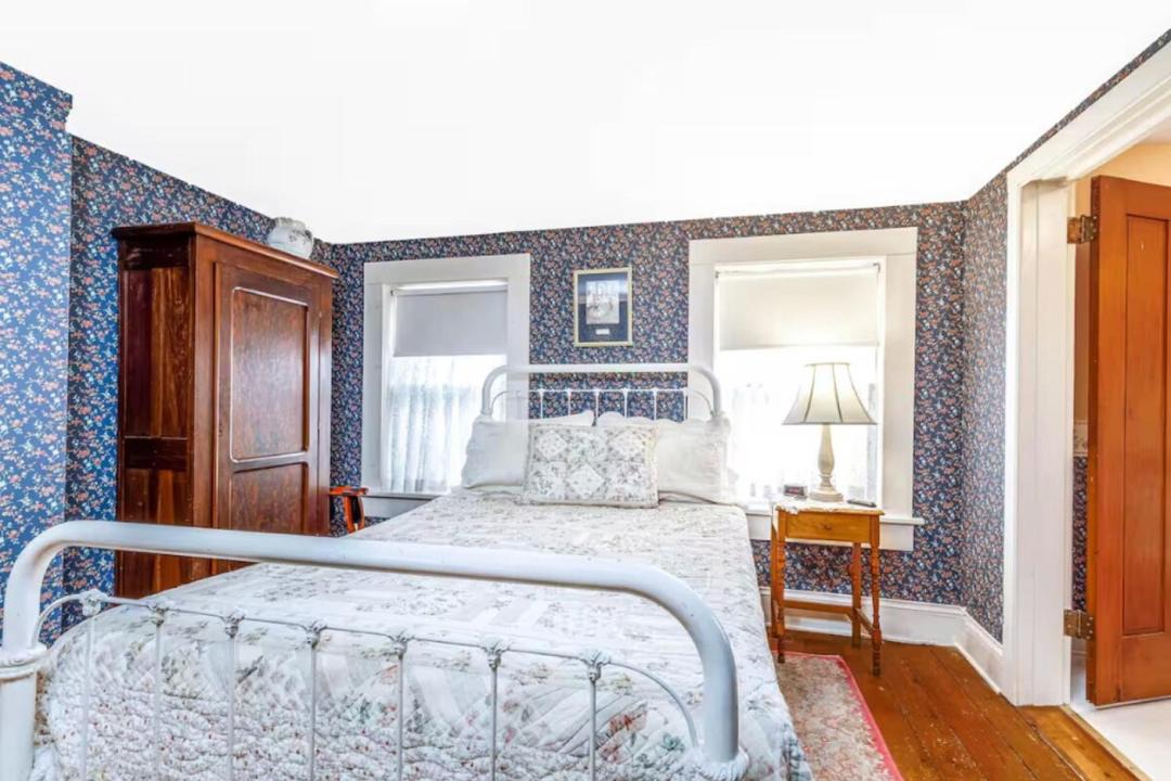 Photo of Bedroom in Galena