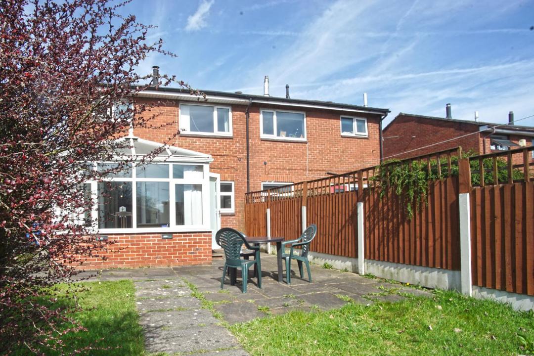 Photo of Others in Leigh