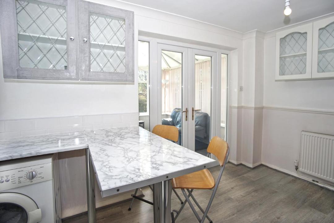 Photo of Others in Leigh