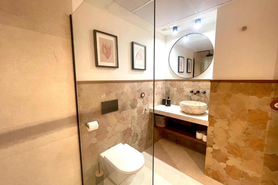 Photo of Bathroom in El Cabanyal