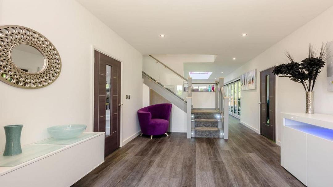 Photo of Others in Horning