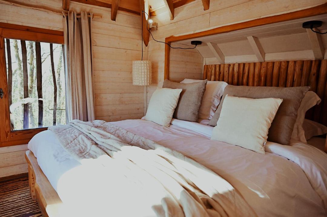 Photo of Bedroom in Nojals-et-Clotte