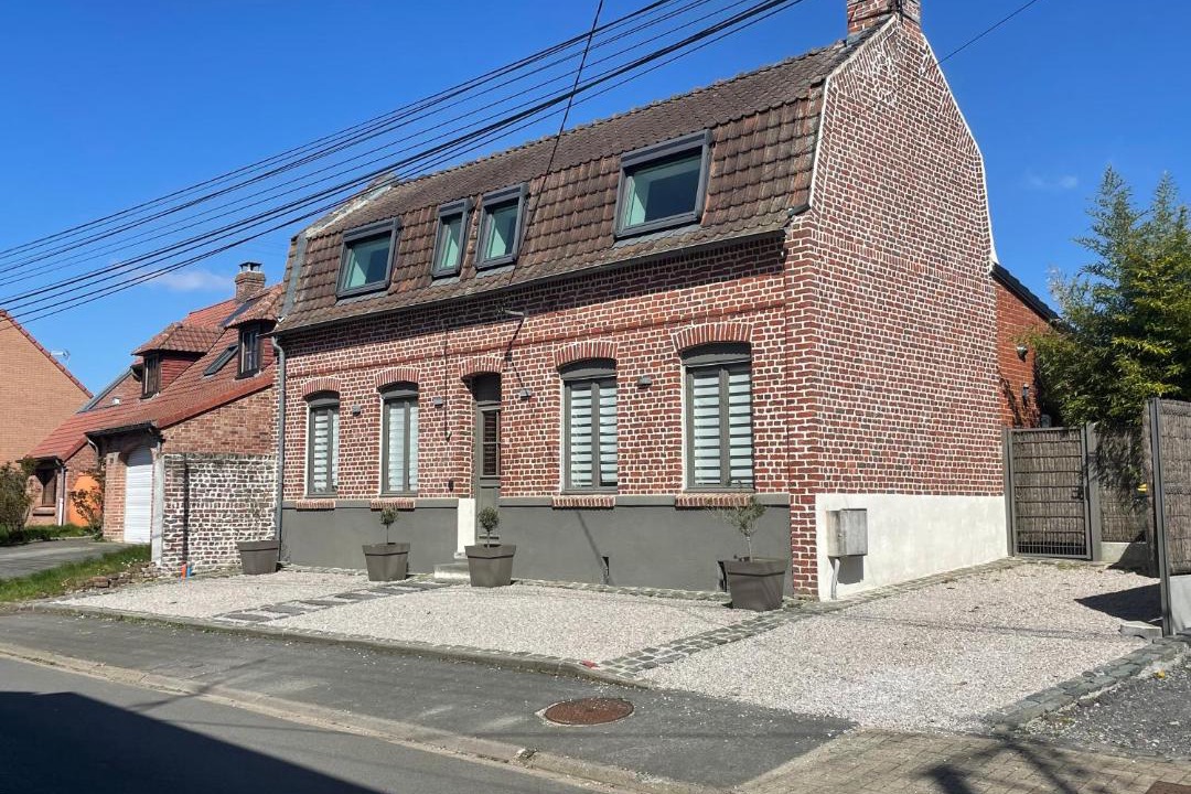 Photo of Others in Avelin