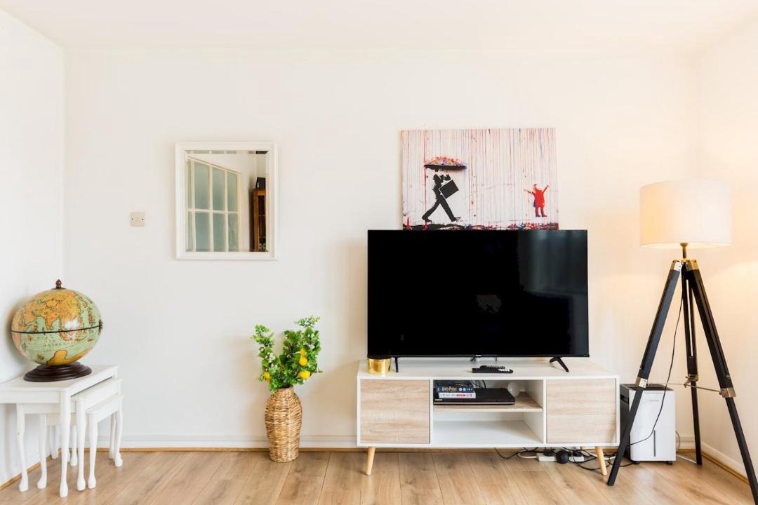 Photo of Livingroom in Whitnash