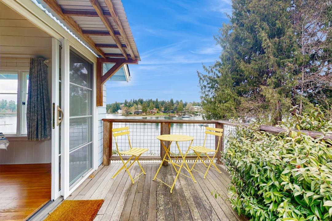 Photo of Patio Balcony in Bainbridge Island
