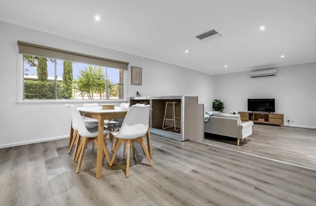 Photo of Others in Gol Gol