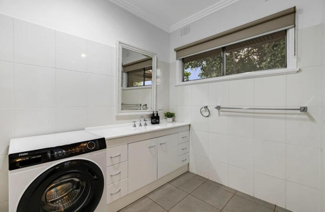 Photo of Others in Gol Gol