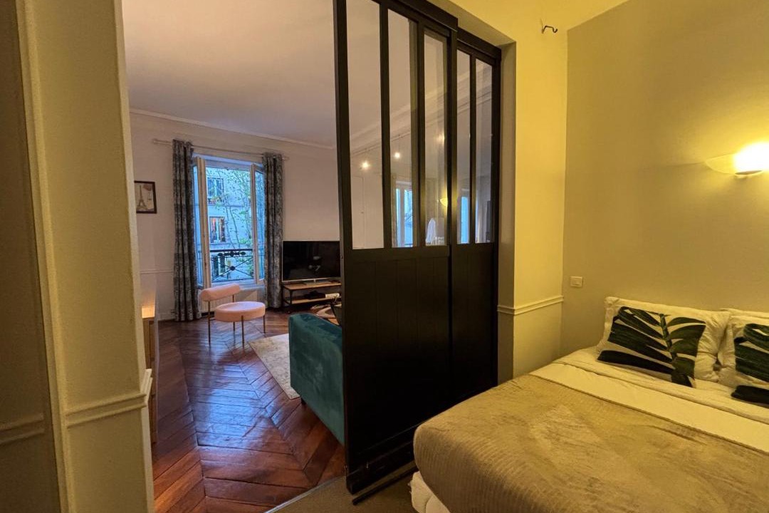 Photo of Bedroom in Batignolles
