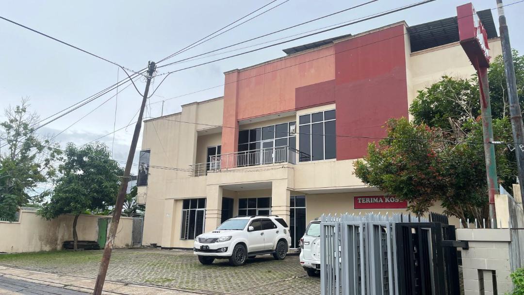 Photo of Buildings in Lawe-lawe