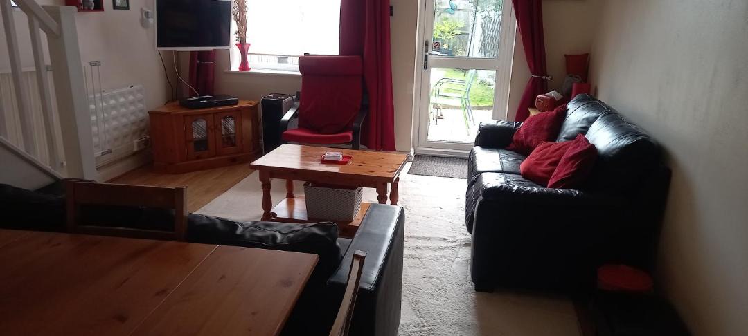 Photo of Others in South Leigh