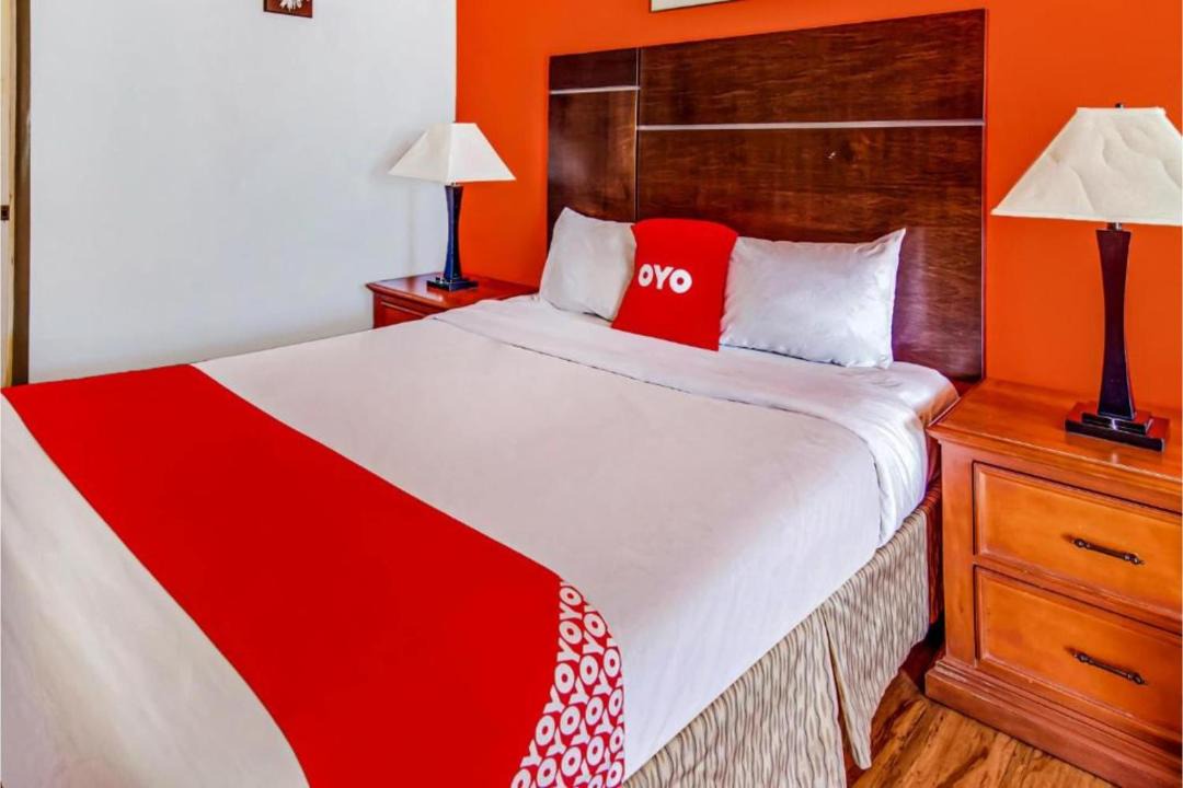 Photo of Bedroom in Ridgecrest