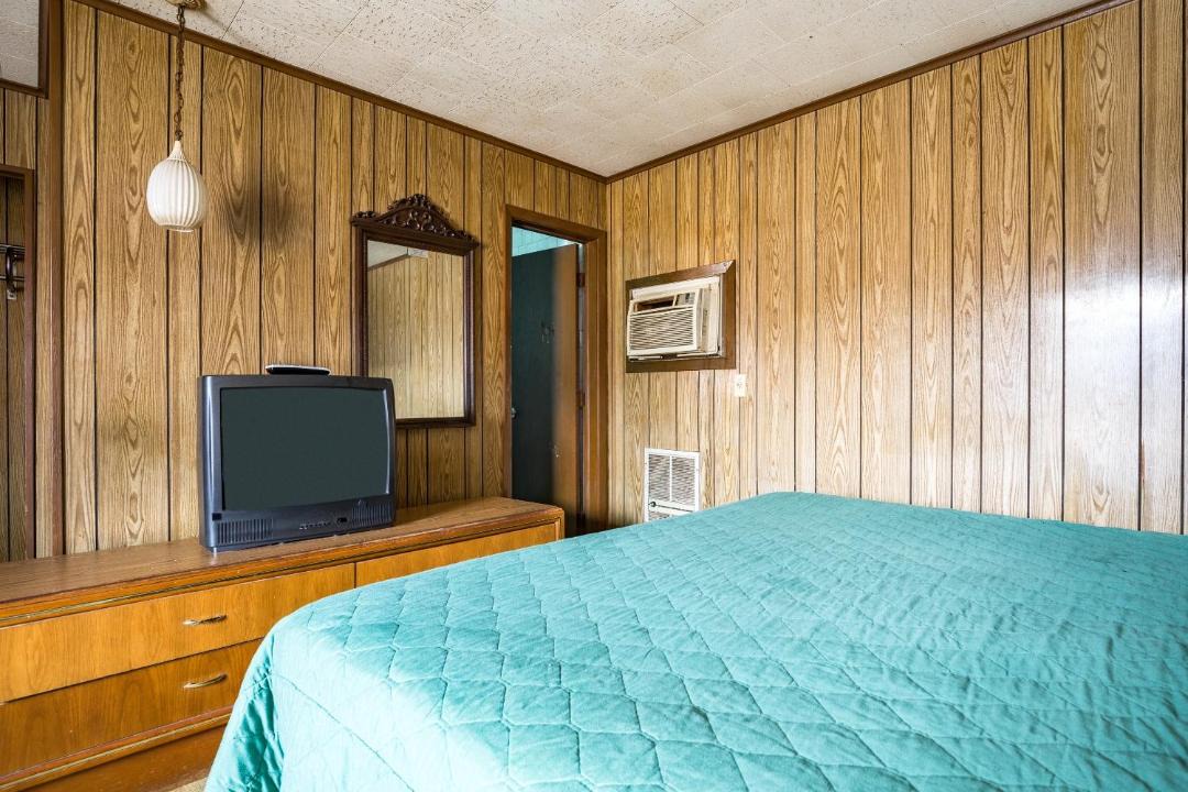 Photo of Bedroom in Holly Springs