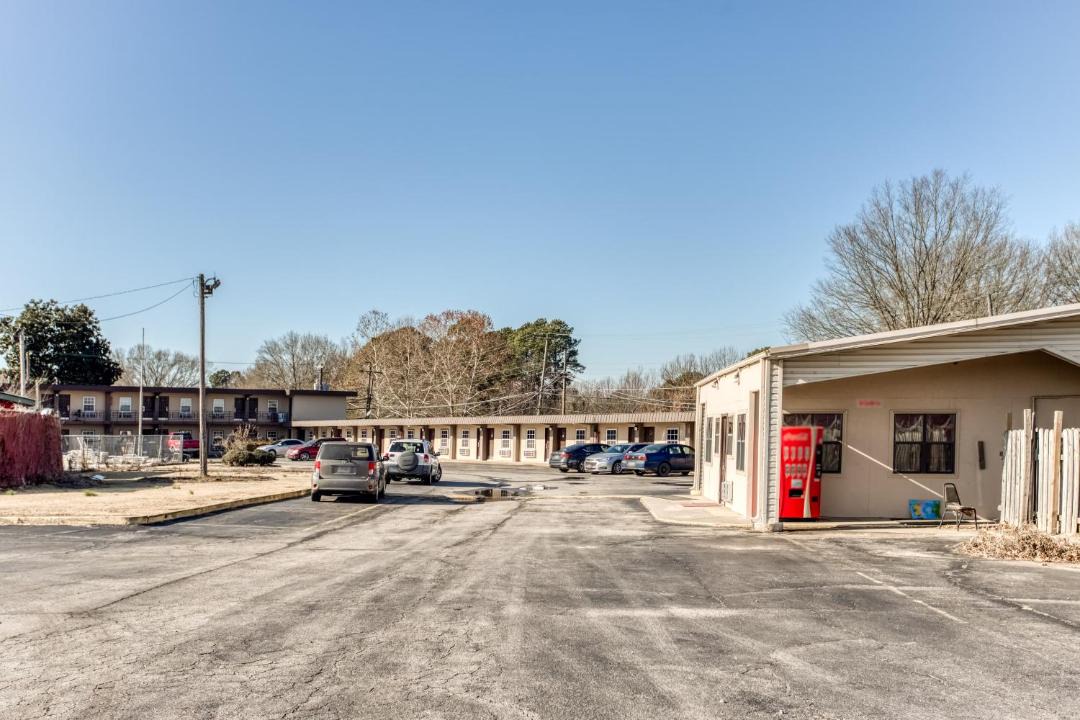 Photo of Others in Bald Knob
