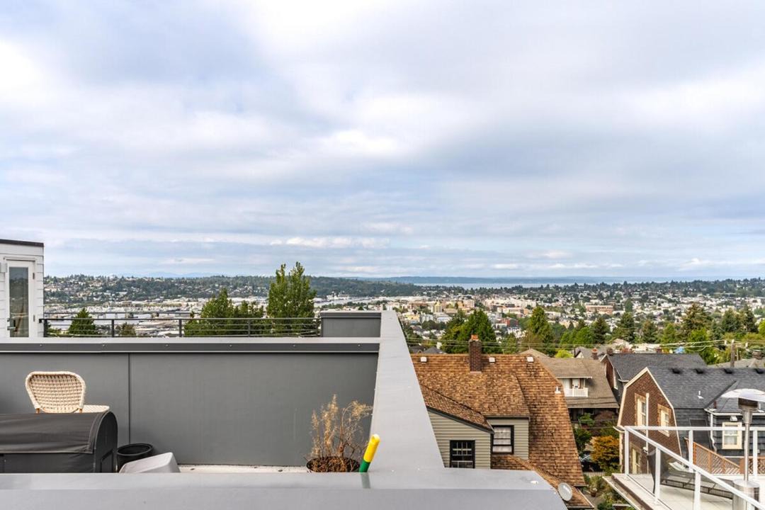 Photo of Patio Balcony in Phinney Ridge