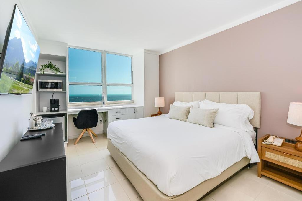Photo of Bedroom in Coconut Grove