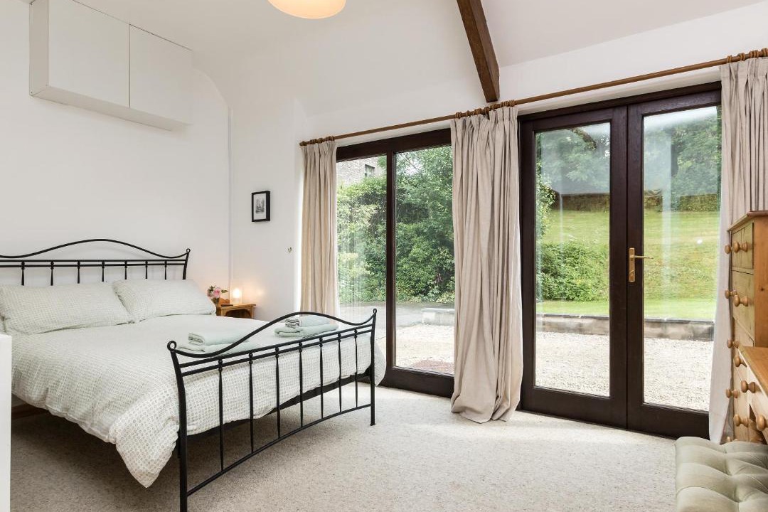 Photo of Bedroom in Shoscombe