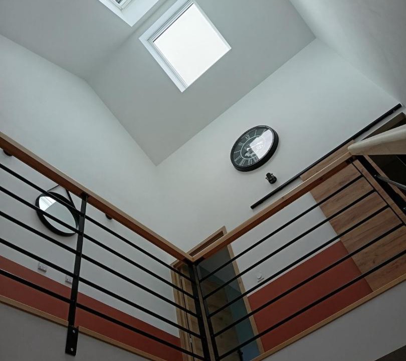 Photo of Others in Meneslies