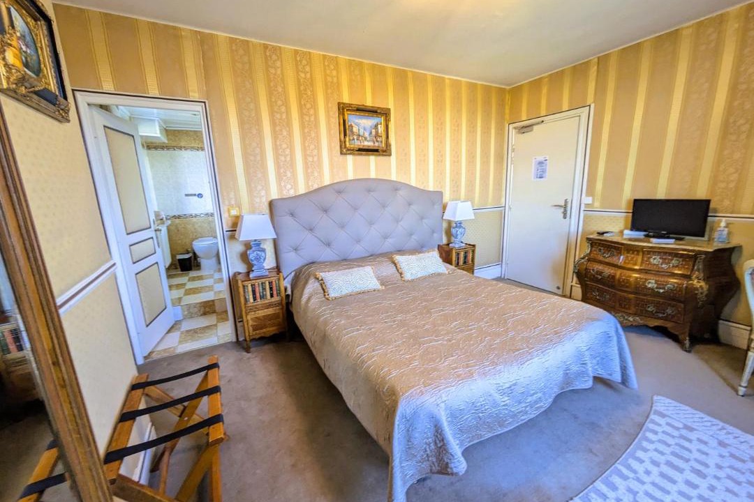 Photo of Bedroom in Quesmy