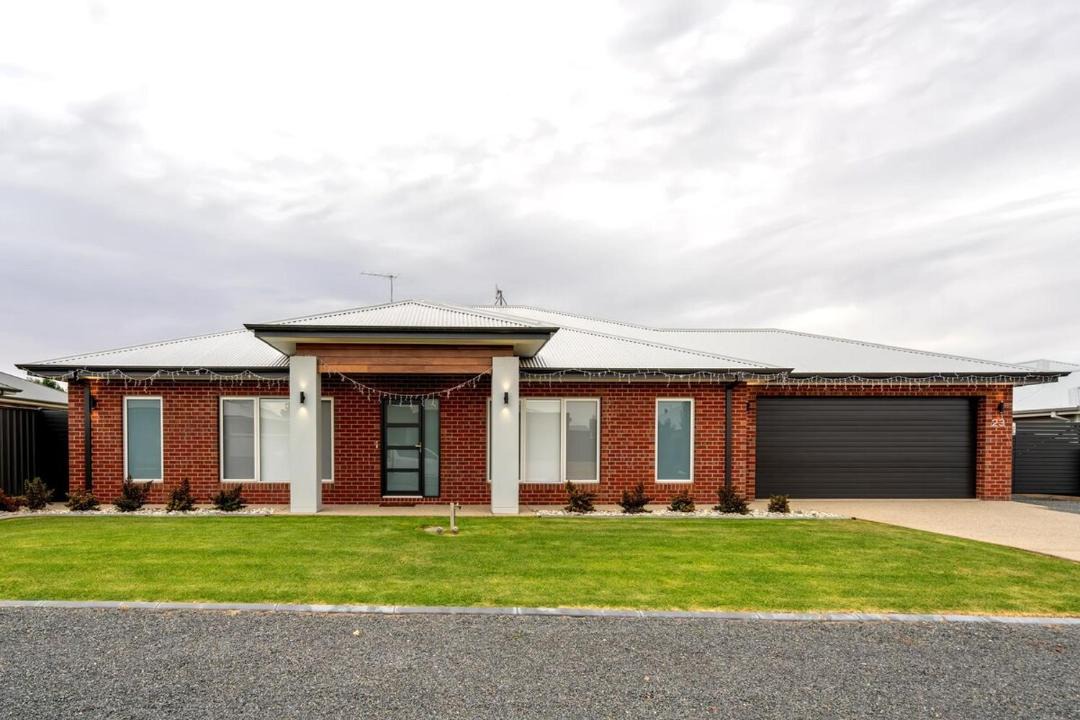 Photo of Others in Gol Gol