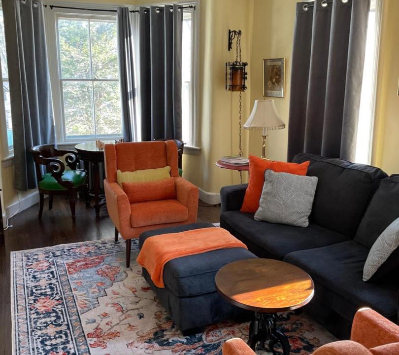 Photo of Livingroom in Lee