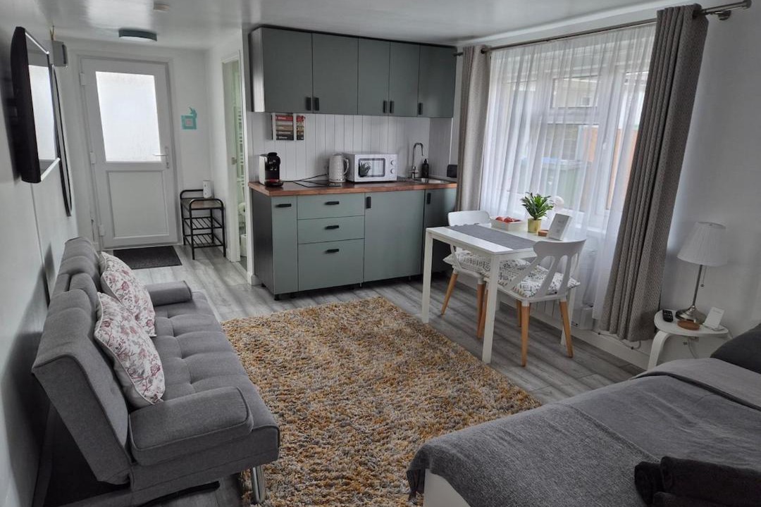 Photo of Others in Eltham West